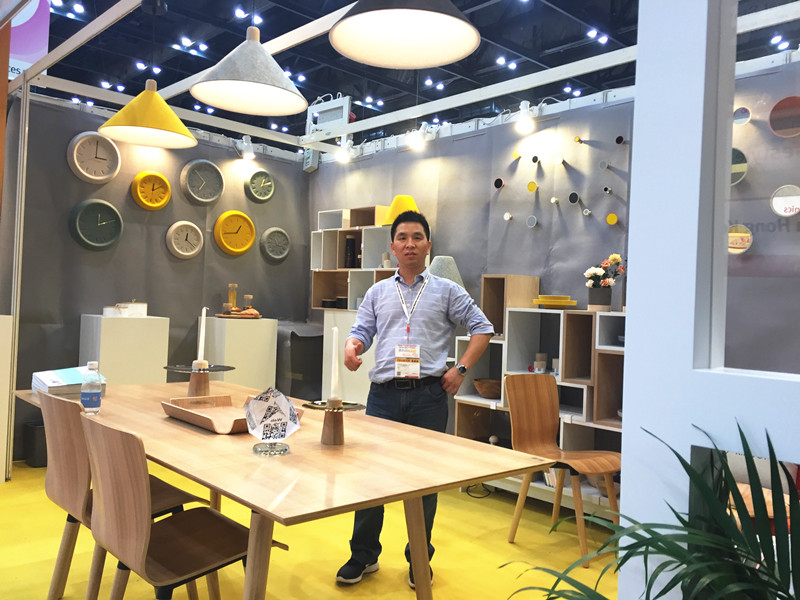 1524038501634963.jpg 747532074103669508_副本.jpg