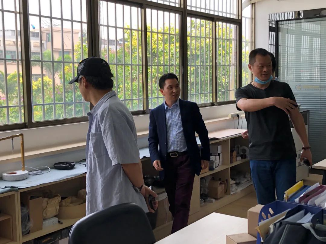 1649988603841122.jpg 640 (5).jpg